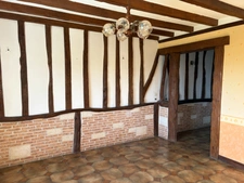 Maison à rénover avec vie de plain-pied 4 Chambres sur sous-sol dans le bourg de SAINT-VIGOR-D'YMONVILLE (76430)
