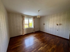 Maison à rénover avec vie de plain-pied 4 Chambres sur sous-sol dans le bourg de SAINT-VIGOR-D'YMONVILLE (76430)