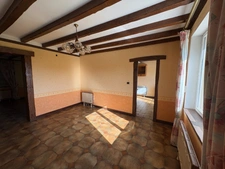 Maison à rénover avec vie de plain-pied 4 Chambres sur sous-sol dans le bourg de SAINT-VIGOR-D'YMONVILLE (76430)