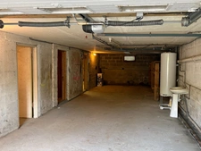 Maison à rénover avec vie de plain-pied 4 Chambres sur sous-sol dans le bourg de SAINT-VIGOR-D'YMONVILLE (76430)