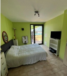 Propriété 244 m2 vie de plain-pied 5 chs 5388 m2 dont 1947 m2 divisible et constructible BEUZEVILLE LA GRENIER (76)