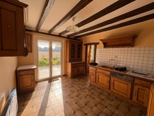 Maison à rénover avec vie de plain-pied 4 Chambres sur sous-sol dans le bourg de SAINT-VIGOR-D'YMONVILLE (76430)