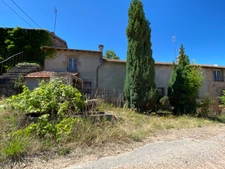 SAINT MARTIN D'ESTREAUX MAISON en PIERRE - 5 pièces - A rénover