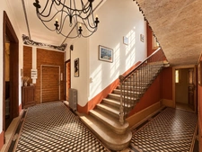 COMMELLE VERNAY (42) - MAISON 230 m2 sur 2334 m2 de TERRAIN - 5 CHAMBRES - TOUR sur 3 niveaux