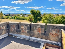 COMMELLE VERNAY (42) - MAISON 230 m2 sur 2334 m2 de TERRAIN - 5 CHAMBRES - TOUR sur 3 niveaux