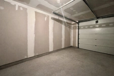 ROANNE - Maison à vendre - 95 m2 habitable - 3 CHAMBRES - COUR INTERIEUR - GARAGE