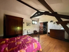 MABLY - MAISON d'environ 200m2 - 4 chambres - POMPE A CHALEUR - 1.2 Ha DE TERRAIN.