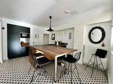 COMMELLE VERNAY - MAISON d’environ 270 m² sur 5 637 m² de TERRAIN clos et arboré - DÉPENDANCES