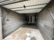 RIORGES, MAISON d'environ 90 m2 sur 346 m2 de TERRAIN clos - 3 CHAMBRES - GARAGE