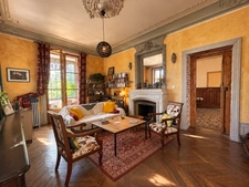 COMMELLE VERNAY (42) - MAISON 230 m2 sur 2334 m2 de TERRAIN - 5 CHAMBRES - TOUR sur 3 niveaux