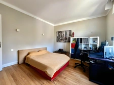 COMMELLE VERNAY - MAISON d’environ 270 m² sur 5 637 m² de TERRAIN clos et arboré - DÉPENDANCES