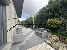 AGNEAUX, superbe maison de 210 m² avec vie de plain-pied, piscine et spa