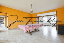 Stone property of 243 m², with outbuildings and a rental income of 28,970 euros!!!