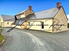 Propriété de 303 m² à Lessay avec gîte 