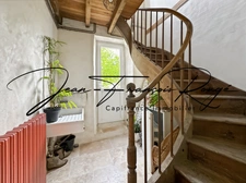 Magnifique maison en pierre de 155 m² avec quatre chambres et 1 753 m² de terrain en zone urbaine !!!