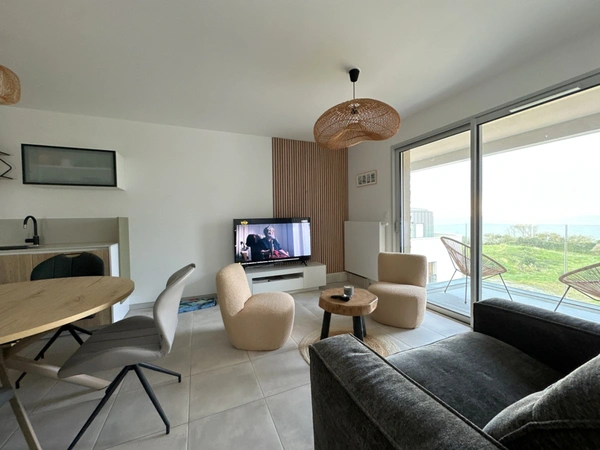 Granville, à 300 mètres de la plage d'Hacqueville, appartement T2 de 2022 avec superbe vue !!!