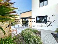 Maison contemporaine de 149 m² avec vie de plain-pied et à seulement 350 mètres de la plage !!!
