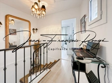 Roquebrune sur Argens, maison atypique rénovée dans le cœur du village !!!