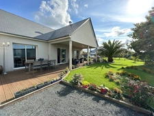 Rare for sale!!! Magnificent single-storey house of 146 m² built in 2007 with four bedrooms...