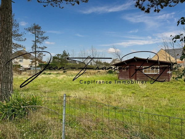 Agon-Coutainville, sur le secteur du Passous, terrain de 404 m² !