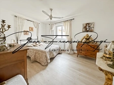 Roquebrune sur Argens, maison atypique rénovée dans le cœur du village !!!