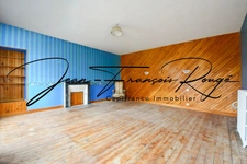Stone property of 243 m², with outbuildings and a rental income of 28,970 euros!!!