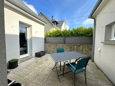 Rare à la vente !!! Magnifique plain-pied de 146 m² construit en 2007 avec quatre chambres...