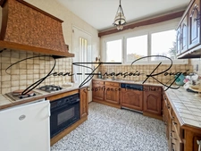 Agon-Coutainville, 156 m² villa with two internal living spaces and building land!!!