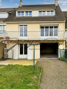 Agneaux, proches des commerces, maison mitoyenne de 112 m² avec trois chambres