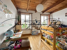Magnifique maison en pierre de 155 m² avec quatre chambres et 1 753 m² de terrain en zone urbaine !!!
