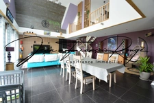 Magnificent single-story apartment of 200 m² close to shops in Marigny le Lozon!!!