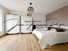 Propriété de 303 m² à Lessay avec gîte 