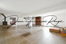 Saint-André de Bohon, ensemble immobilier composé de deux maisons sur 1,3 hectare de terrain !!!