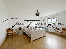 Propriété de 303 m² à Lessay avec gîte 