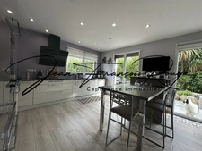 AGNEAUX, superbe maison de 210 m² avec vie de plain-pied, piscine et spa