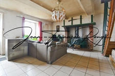 Saint-André de Bohon, ensemble immobilier composé de deux maisons sur 1,3 hectare de terrain !!!
