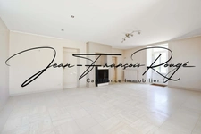 Magnificent 18th century equestrian property with gîtes and swimming pool!!!