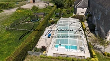 Magnificent 18th century equestrian property with gîtes and swimming pool!!!