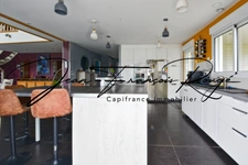 Magnifique plain-pied de 200 m² proche des commerces à Marigny le Lozon !!!