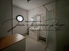 Stone property of 243 m², with outbuildings and a rental income of 28,970 euros!!!