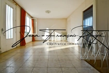 Agon-Coutainville, 156 m² villa with two internal living spaces and building land!!!
