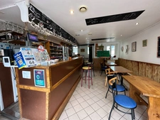 QUIBOU, Fonds de commerce bar, tabac, epicerie, fdj et un appartement T5 