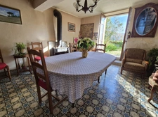 Corps de ferme à fort potentiel à Rieucros (09500) – maison 120 m² + 140 m² de dépendances