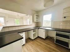 CASTANET TOLOSAN - APPARTEMENT T4 - HYPERCENTRE - DERNIER ETAGE - VUE DEGAGEE SANS VIS-A-VIS - EXPOSITION SUD - CAVE + BOX 