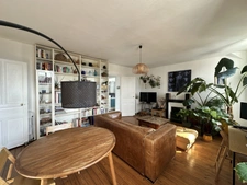 APPARTEMENT DE CHARME - DERNIER ETAGE - QUARTIER LAFAYETTE-GARE