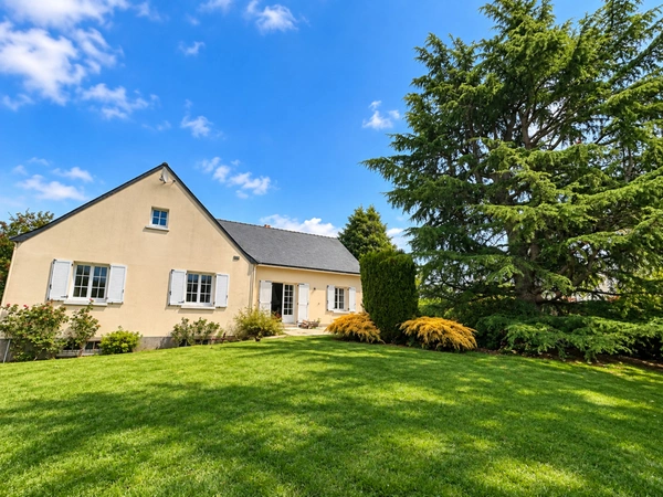 A VENDRE - MAISON DE PLAIN-PIED À AVRILLE (49)