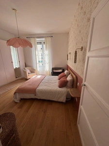  APPARTEMENT LUMINEUX de 92m² hab, 2 mn à pieds de la gare !