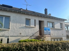 Maison à vendre 4 CHAMBRES, BEAU TERRAIN, AVRILLE (49), proche commerces et transports