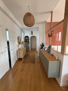  APPARTEMENT LUMINEUX de 92m² hab, 2 mn à pieds de la gare !