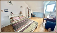 LONGERE RENOVEE de 180 m² hab, 1700 m2 de terrain, chambre + salle de douche au RDC  